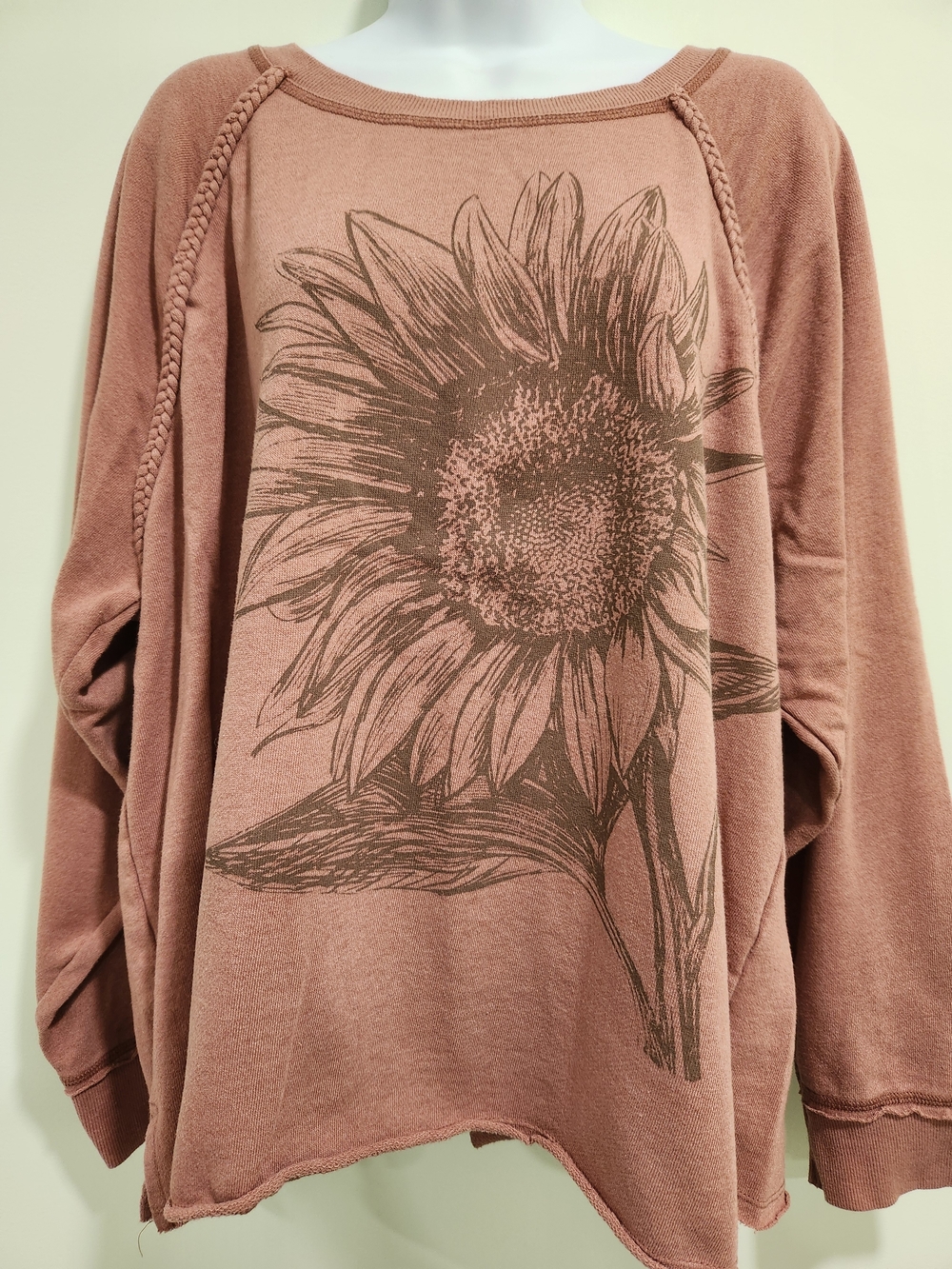 Maurices Rose Mauve Sunflower Graphic Pullover